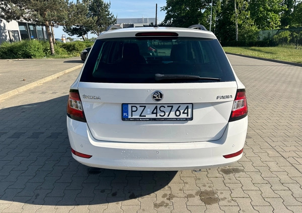 Skoda Fabia cena 32000 przebieg: 88500, rok produkcji 2019 z Lwówek małe 37